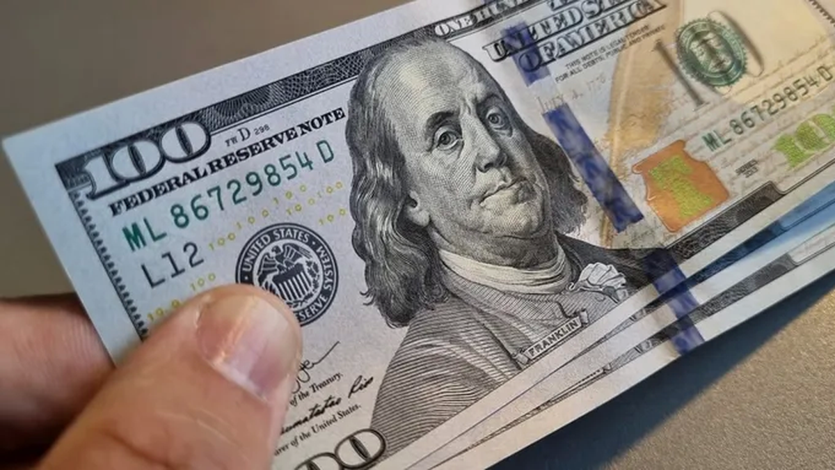 El Dólar Blue Comenzó La Semana En Alza Y Cerró En 462 Pesos 1862