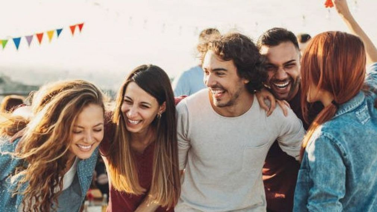  Decir que sí a las propuestas espontáneas será la llave para disfrutar del fin de semana entre el viernes y el domingo. Foto: Horóscopo. Decir que sí a las propuestas espontáneas será la llave para disfrutar del fin de semana entre el viernes y el domingo. Foto: Horóscopo.
