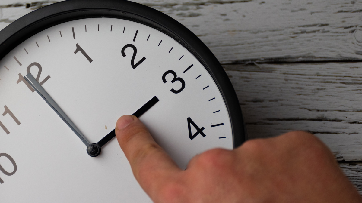 Confirmado que cambia la hora: qué día hay que ajustar los relojes