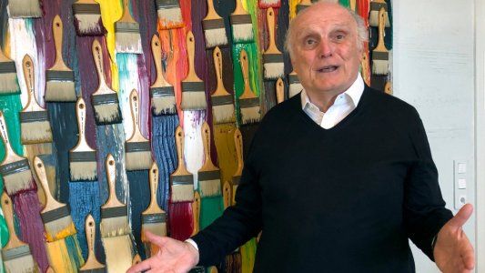 Es millonario, posee la colección de Picasso más grande del mundo y rifará uno para una causa benéfica