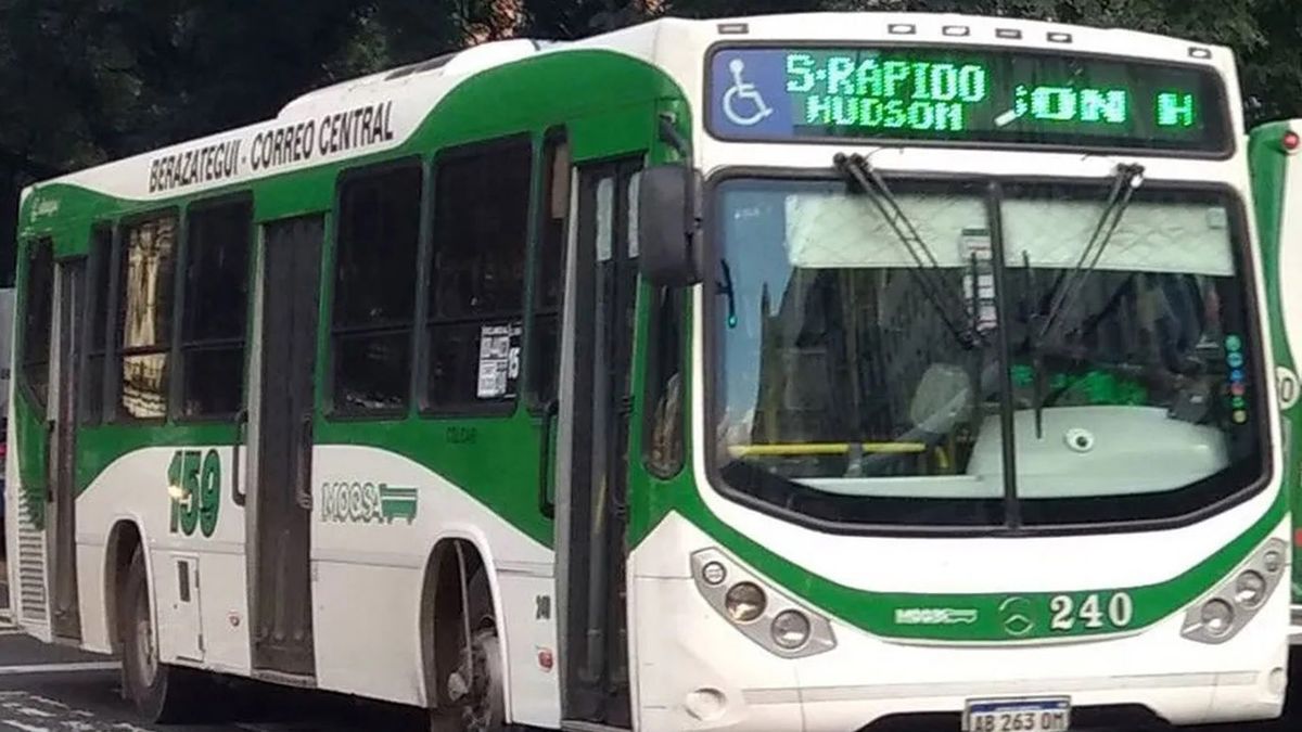 Los choferes de colectivo realizan una abstención de tareas por un atraso en el pago de salarios. (Foto: archivo)