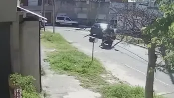Asesinaron a un policía federal en Lanús: motochorros lo atacaron a tiros para robarle la moto