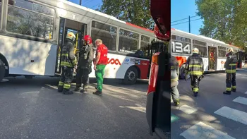 Tragedia en Villa del Parque: murió una mujer tras caer y ser atropellada por un colectivo