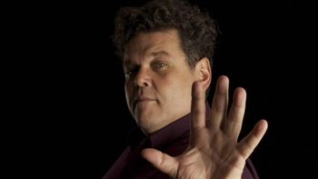 Alfredo Casero está en terapia intensiva, pero sigue tuiteando