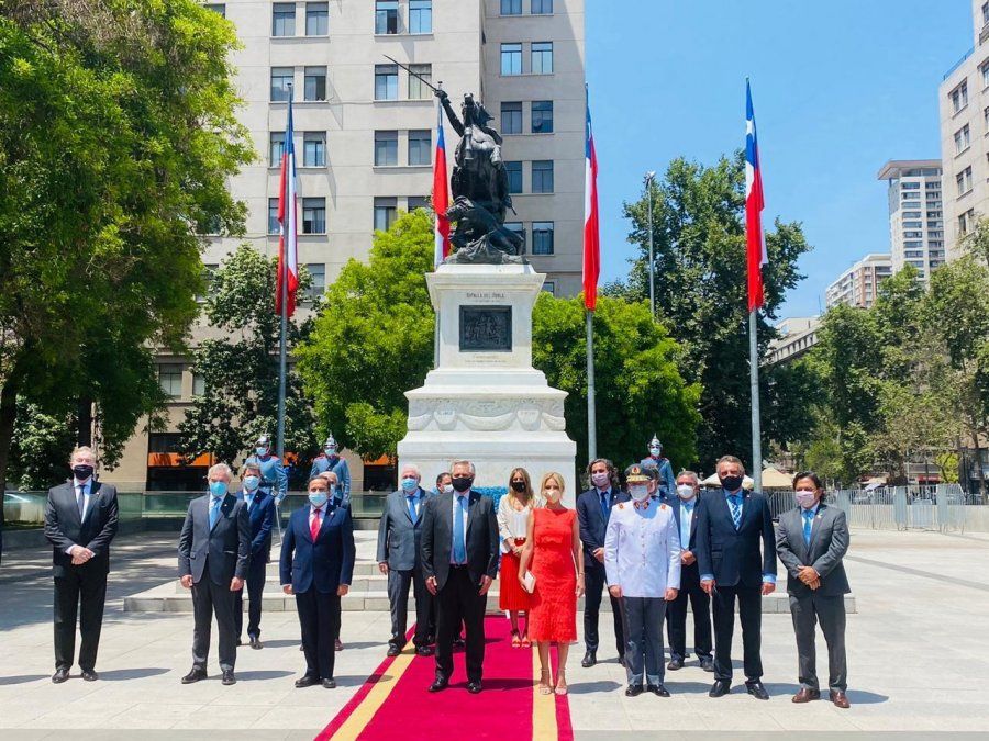 Alberto llamó a la unidad latinoamericana al firmar con Piñera acuerdos de colaboración bilateral
