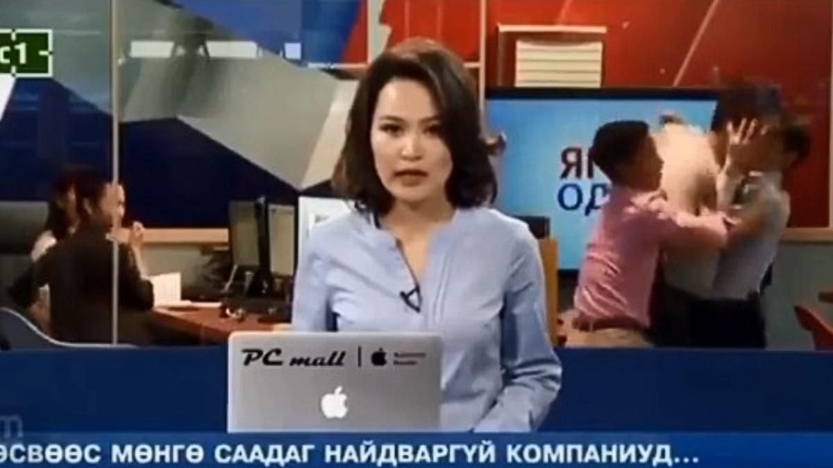 El particular episodio se registró en la televisión de Mongolia (Foto: captura de pantalla).