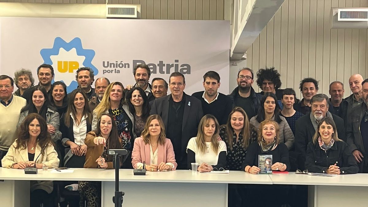 Referentes culturales del Peronismo advirtieron sobre el peligro de las propuestas de Milei y Bullrich. (Prensa)