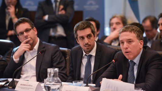 Presupuesto 2019: Dujovne negó una eventual dolarización de la economía