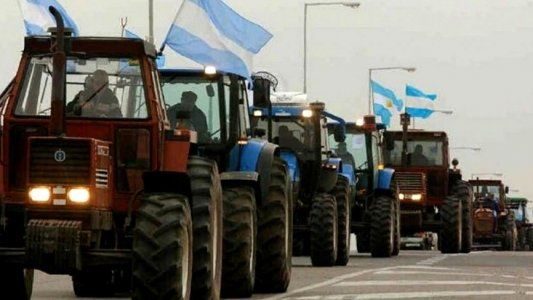 El campo convocó a un paro, pero hay conversaciones con el Gobierno para reabrir las exportaciones de maíz