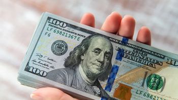 El dólar blue y el dólar oficial cerraron en alza tras el descargo de Cristina Kirchner