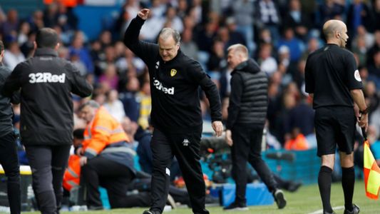 Marcelo Bielsa ordenó a sus jugadores que se dejen hacer un gol