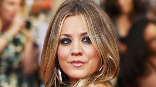 La actriz Kaley Cuoco, adicta al spray nasal