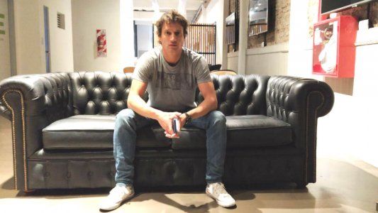 Un espía y 27 llamados cercanos a Lagomarsino el día de la muerte de Nisman despabilan la investigación