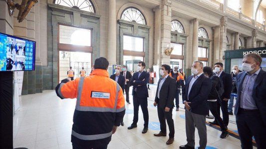 Ya está el decreto que impone la cuarentena más estricta en el AMBA, con nuevos controles al transporte público