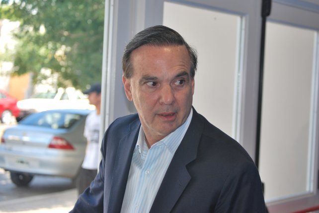 Pichetto estalló por los pasajes: “Un funcionario de Aduana cobra el doble que nosotros”