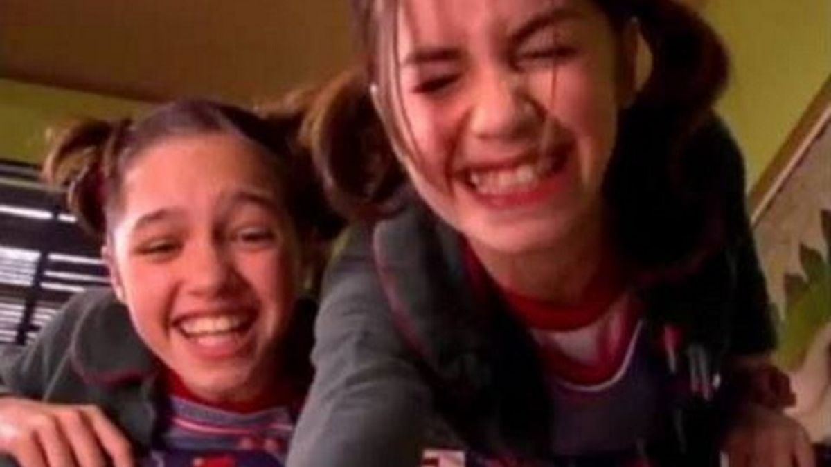 Cande Vetrano y Lali Espósito, en sus comienzos televisivos de la mano de Cris Morena en Chiquititas.