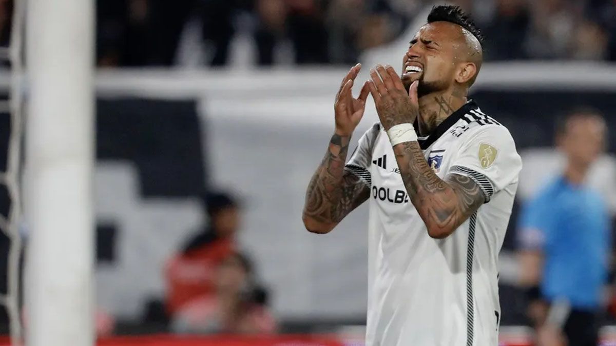 Arturo Vidal chicaneó a los jugadores de River pero una estadística lo dejó en offside