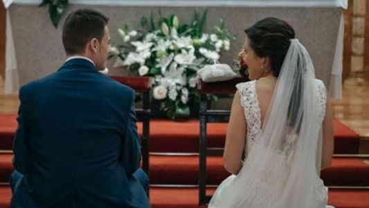 Le fue infiel y la contrató sin saberlo para su casamiento: la venganza de la ex