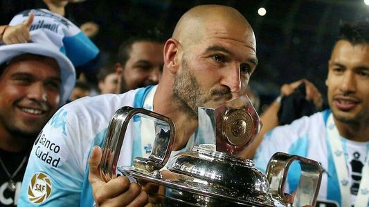 Lisandro López abrió la puerta para retirarse en Sarmiento