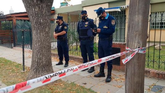 Tiene una discapacidad motriz, le robaron los ahorros de toda una vida y ahora sospechan de los enfermeros