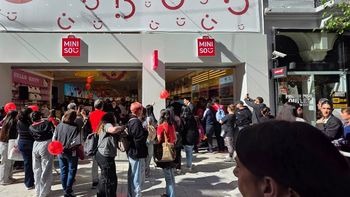 Furor en calle Florida por la llegada de una marca internacional: filas de cinco cuadras y esperas de hasta siete horas