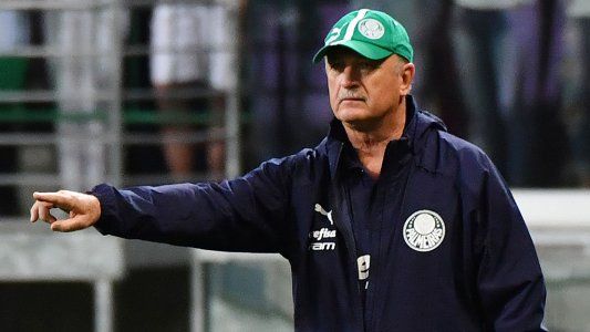 Derrapó Scolari: Mañana se puede estrellar el avión y morir todos; incluso si mueren algunos, tiraré fuegos artificiales