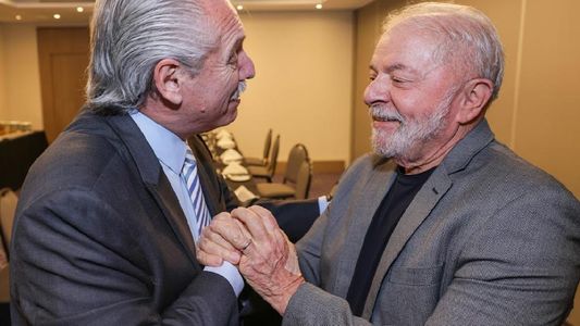 Tras el triunfo de Lula, Argentina y Brasil relanzan el plan de neoconvertibilidad para frenar la inflación