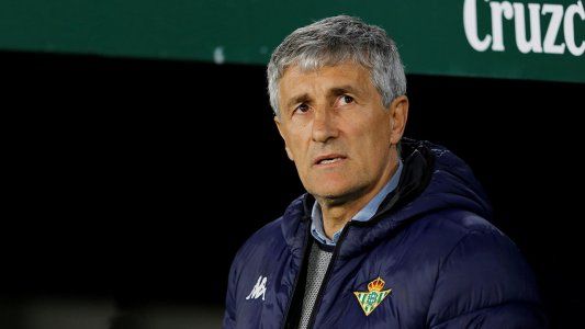 Quién es Quique Setién, el entrenador que dirigió a Guinea Ecuatorial y jugó al ajedrez contra Kasparov y Karpov