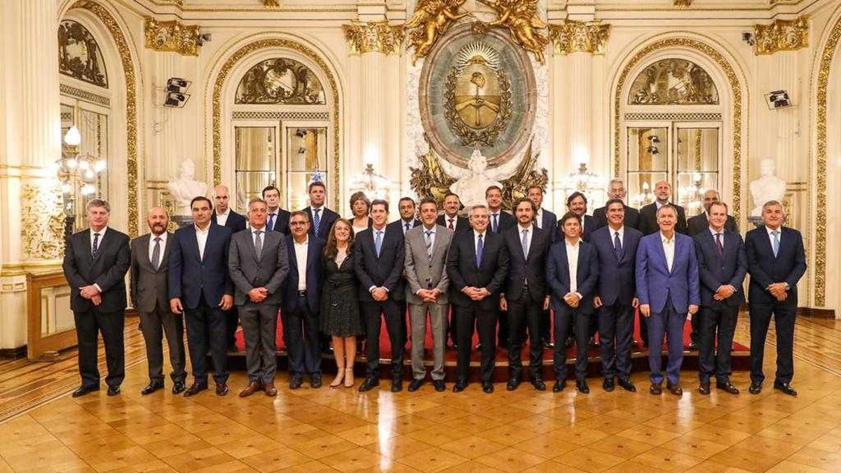 Gobernadores, representantes y un ausente: la lista de los asistentes a la  reunión de Martín Guzmán