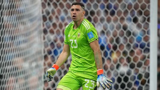 Dibu Fernández: el tatuaje fallido del arquero de la Selección