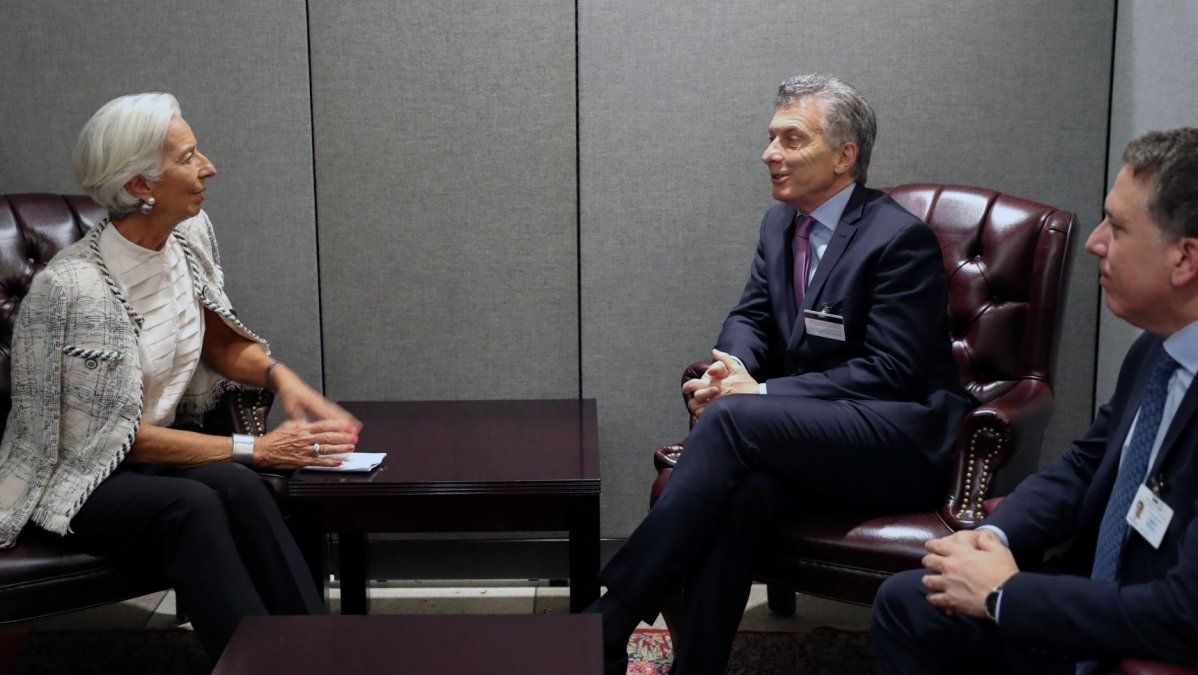 Macri desafió a la CGT y dijo que el paro no contribuye en nada