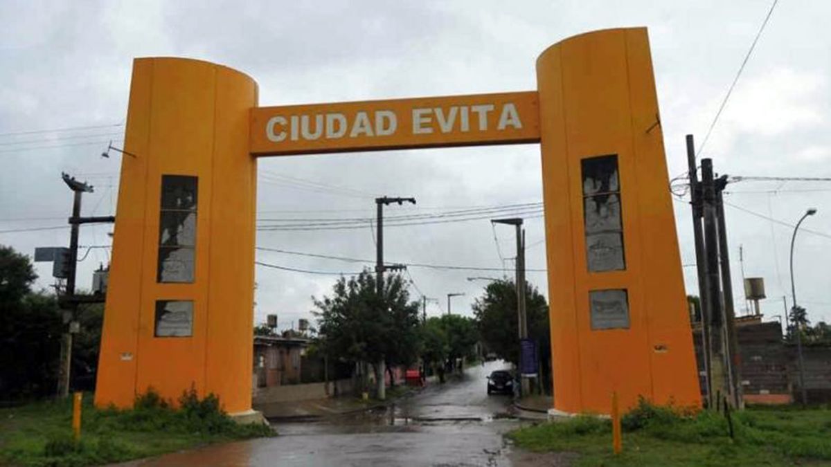 Crimen en Ciudad Evita: Ultimaron de un tiro en la espalda a un hombre dentro de su camioneta.