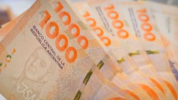 Pagan hasta 150 dólares al suertudo propietario de un billete de $1.000 Pagan hasta 150 dólares al suertudo propietario de un billete de $1.000