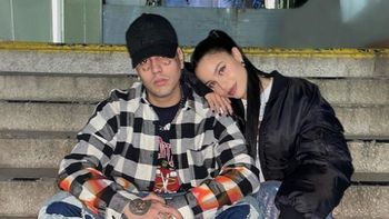 Las románticas vacaciones de Emilia Mernes y Duki: playa y jacuzzi