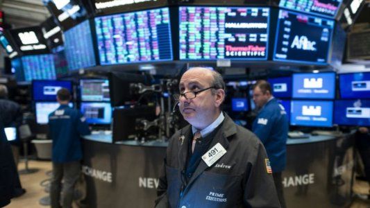 El riesgo país supera los 2800 puntos y se desploman acciones y ADR´s hasta 23%