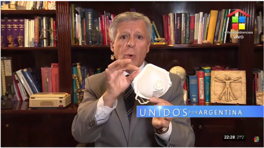 Coronavirus: cómo hacer un barbijo en casa