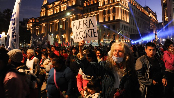 Entrá y votá en la encuesta Basta Baby de hoy: la protesta contra la Corte Suprema