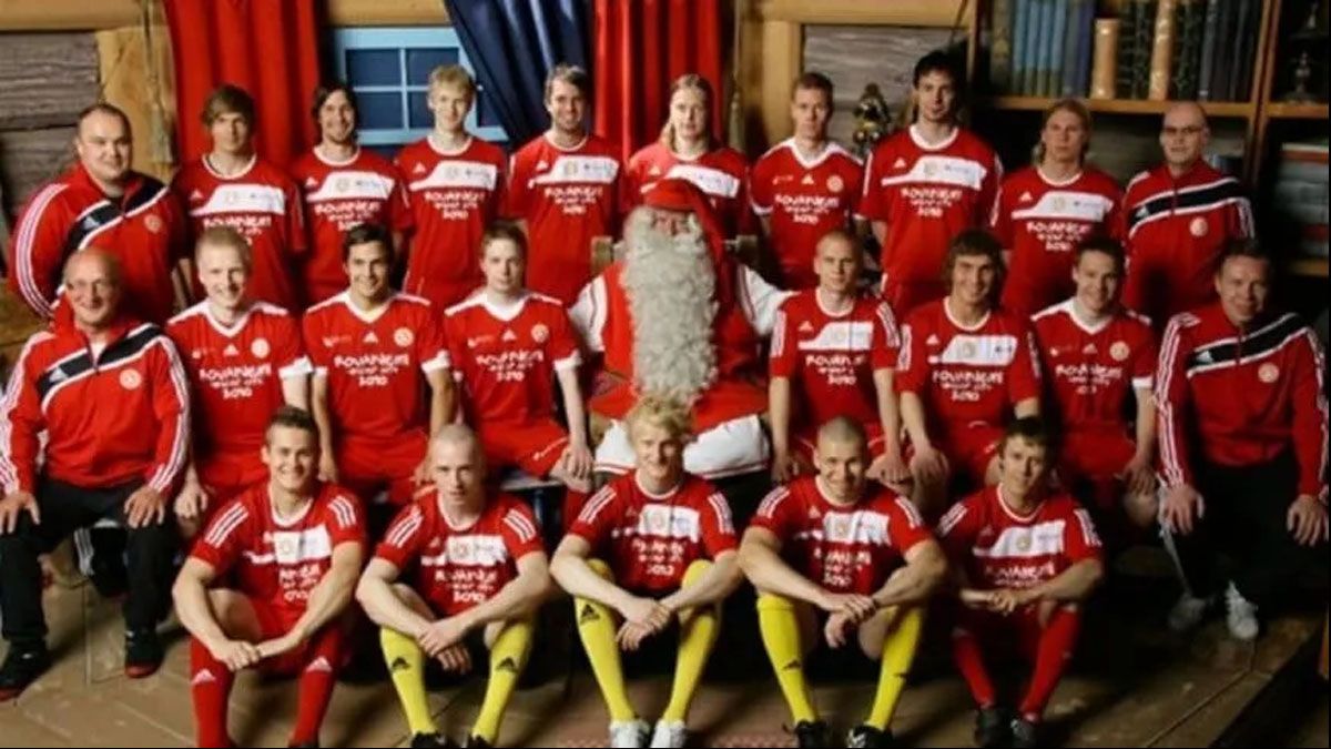 Santa Claus FC: el club que lleva la Navidad al fútbol todo el año