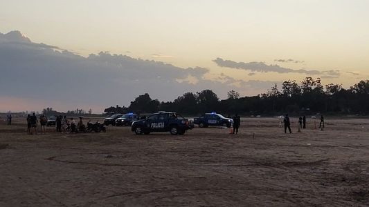 En medio de una concurrida playa de Santa Fe, asesinaron a balazos a un joven de 18 años
