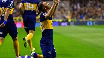 Boca le ganó 1-0 a Estudiantes en La Bombonera sin brillar y es el único puntero de la Superliga