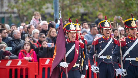 Desfile militar por el 9 de julio con tanques, aviones y blindados: el recorrido completo de la procesión
