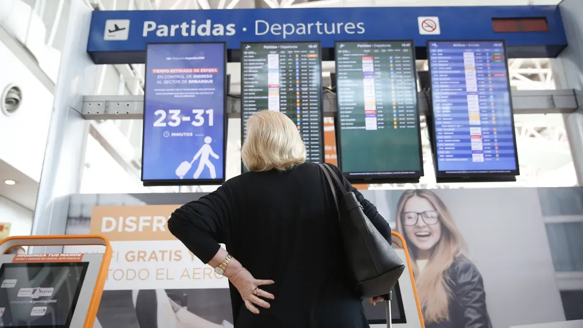 El Gobierno elimina una tasa aeroportuaria para pasajeros de vuelos no regulares (Foto: archivo).