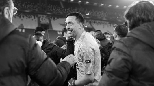 Con una gran actuación de Marchesín, Porto dio el golpe y eliminó a Juventus