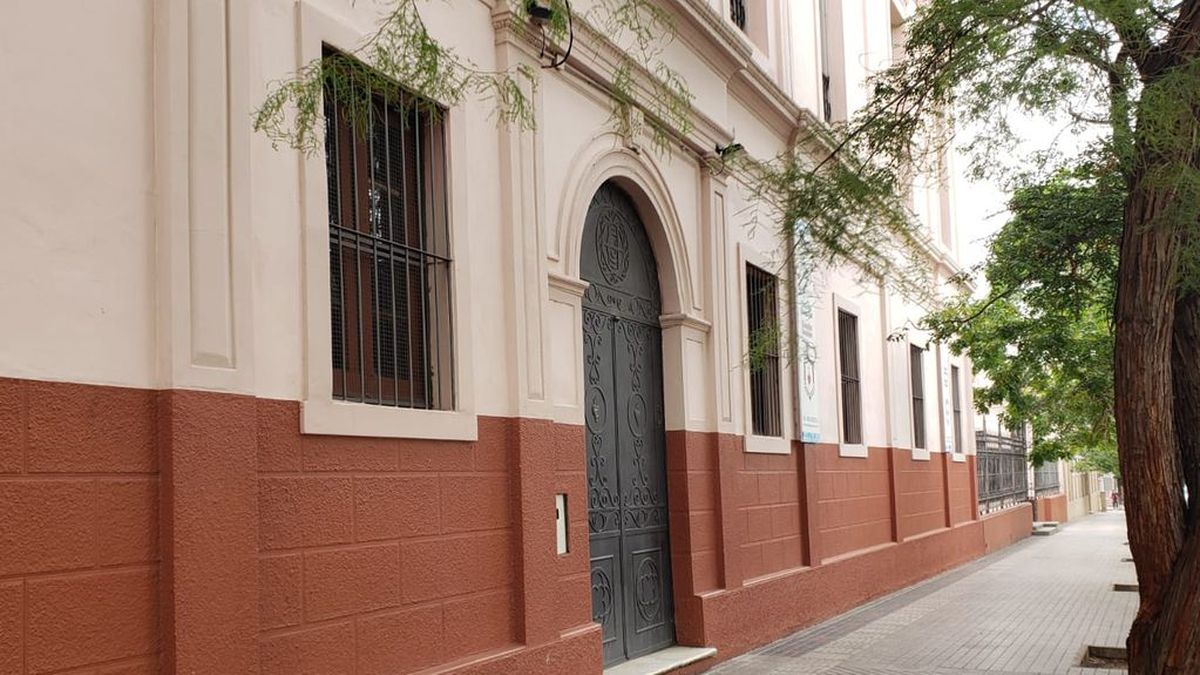 Brote de coronavirus en las fiestas de egresados en Córdoba: creen que se trata de la variante Ómicron (Foto: portal La Voz).