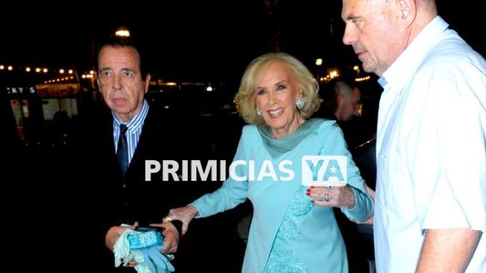 Mirtha Legrand fue a ver a Laurita Fernández al teatro con Legalmente Rubia: las fotos