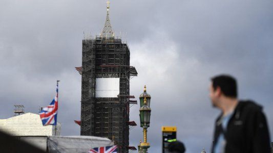 Reino Unido y Australia aíslan ciudades y barrios ante el rebrote de COVID-19