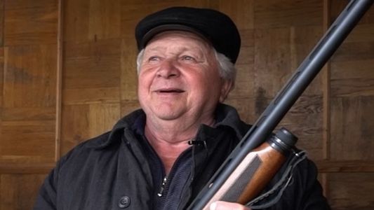 Video viral: un jubilado de Ucrania fue declarado héroe nacional por derribar un avión ruso con su fusil