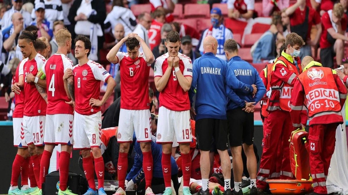 Christian Eriksen se desplomaba en pleno campo de juego durante un partido de Dinamarca-Finlandia en la Eurocopa.&nbsp;&nbsp;
