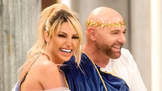 El explosivo reencuentro de Vicky Xipolitakis y Germán Martitegui... ¡con beso incluido!