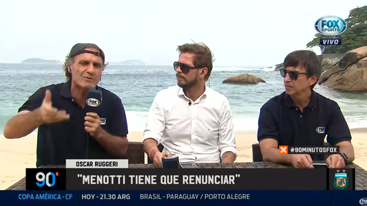 Ruggeri desafió en televisión a Menotti: Sos un vago, manejás todo desde un bar